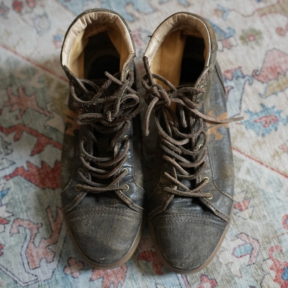 LEATHER FRYE DISTRESSED BROWN KIRA HIGH TOP SNEAKERS SIZE 7.5 - Picture 13 of 15